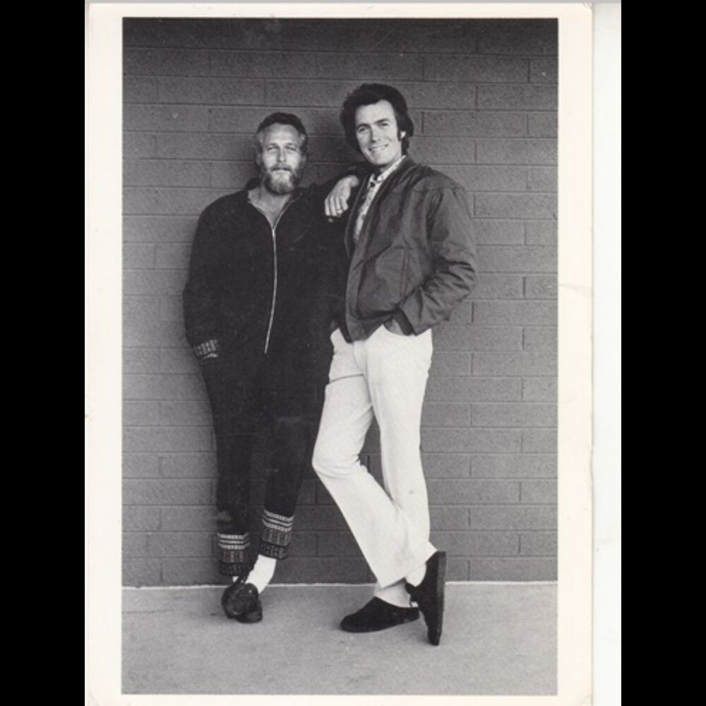 Chrom 1972 Postcard B&W Photo Paul Newman Clint Eastwood by Fotofojo London